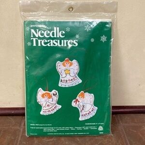 Vintage Needle Treasures Angel Trio Christmas Ornament Cross Stitch Set